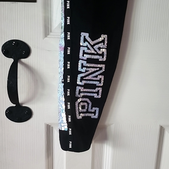 Sequins Leggings Pink is written on the back of right leg. Size: S - Picture 3 of 5